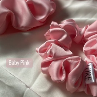 Lore Handicrafts Gumka Scrunchie BABY PINK mała